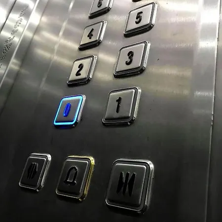 F11 1, Private Double With Private Bathroom In Shared Flat Gazde/Camere de închiriat Msida