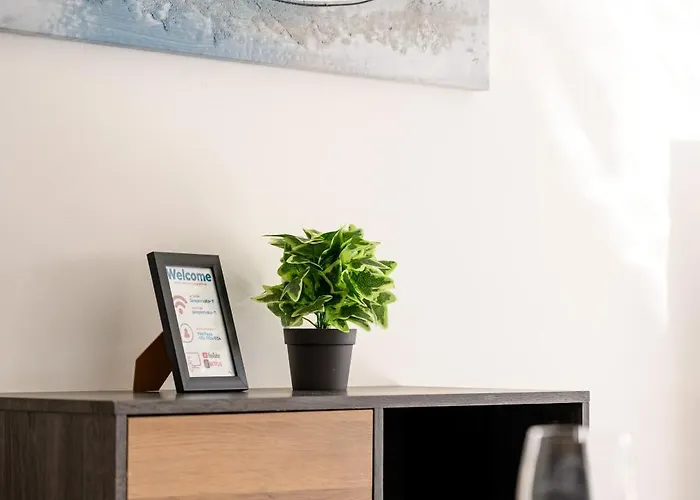 홈스테이 F11 1, Private Double With Private Bathroom In Shared Flat 음시다