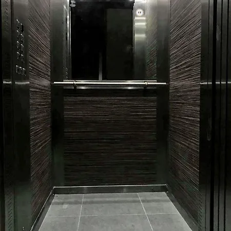 F11 1, Private Double With Private Bathroom In Shared Flat Homestay szállás *