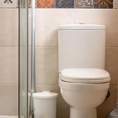 Homestay szállás F11 1, Private Double With Private Bathroom In Shared Flat *