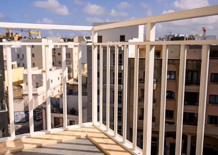 F11 1, Private Double With Private Bathroom In Shared Flat منزل للإقامة